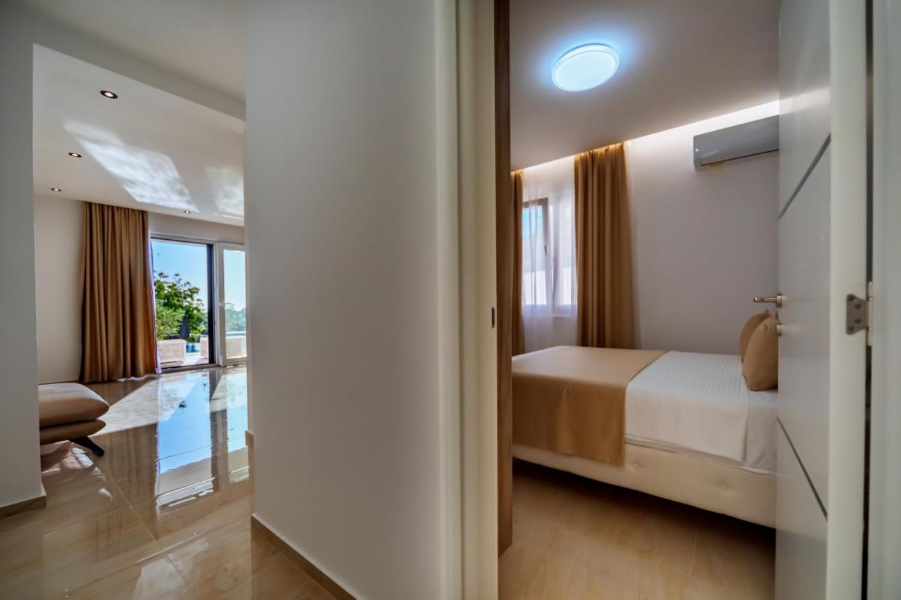 Ms Aparthotel *