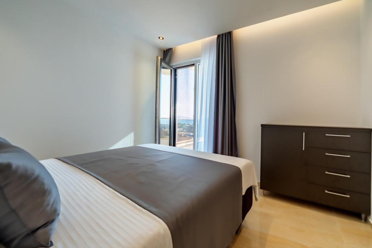 Ms Aparthotel *